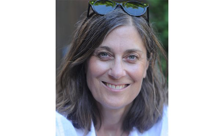 Photo of Penelope Simons